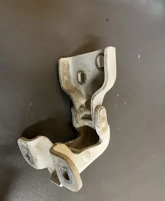 Renault Trafic II (X83) Front door upper hinge 311772H GM66380