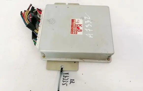 Subaru Legacy Engine control unit/module 22611AK770 A18000R4X