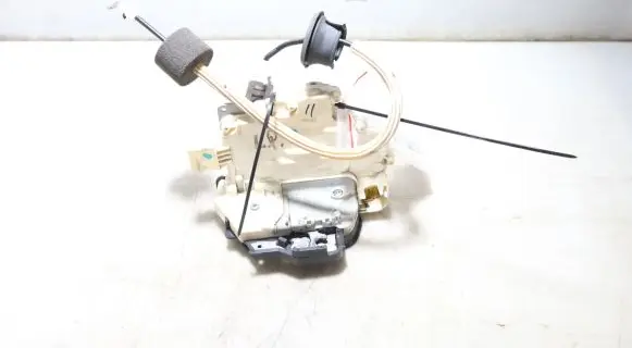 Audi A6 S6 C6 4F Front door lock