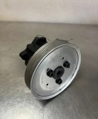 Audi A6 S6 C5 4B Power steering pump 4B0145155RX