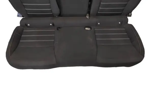 Dacia Sandero III Second row seats 