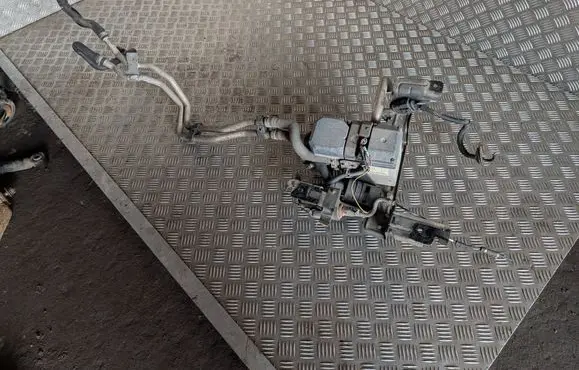Volkswagen Transporter - Caravelle T5 Auxiliary pre-heater (Webasto) 7E0815071A 9019208A 000002031232