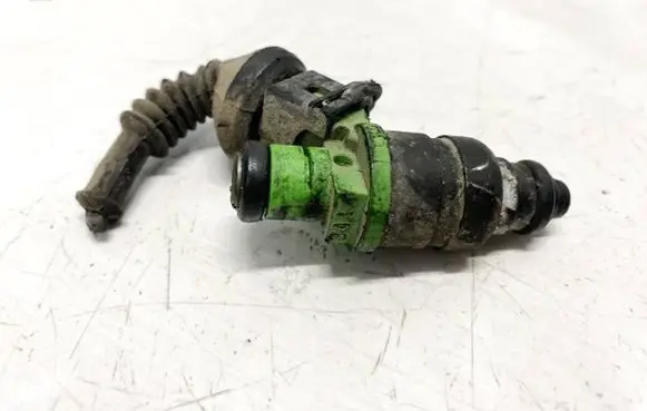 Audi A4 S4 B6 8E 8H Fuel injector 078133551bb