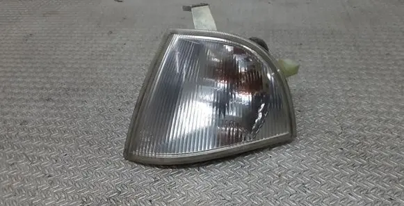 Skoda Octavia Mk1 (1U) Front fender indicator light 1U0953049
