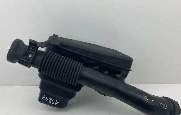 Intake resonator