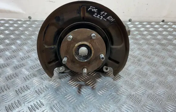 Subaru Forester SK Rear wheel hub