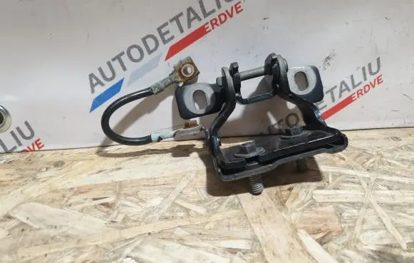 BMW 1 F20 F21 Tailgate/trunk/boot hinge 7239875