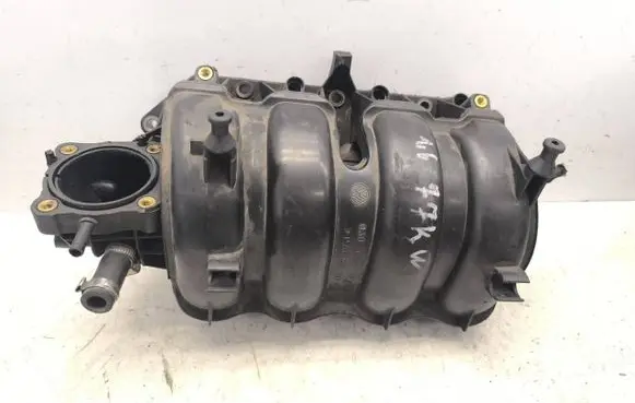 Volkswagen Golf IV Intake manifold 036129711