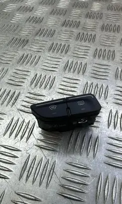 Ford Focus Windscreen/window heater switch 18K574AC