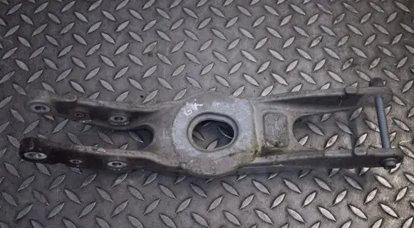 Rear upper control arm/wishbone