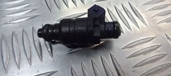 Volkswagen PASSAT B5.5 Fuel injectors set 078133551L