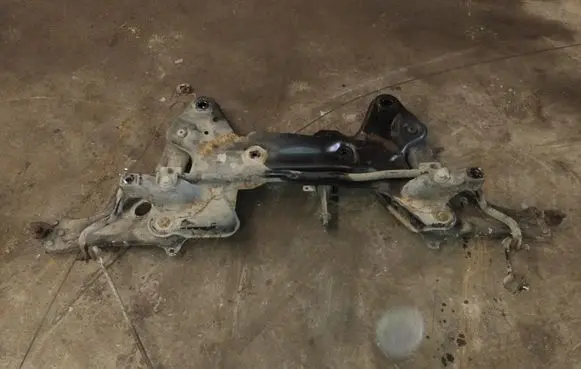 Peugeot 208 Front subframe NOCODE