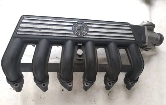 BMW 5 E39 Intake manifold 2246179