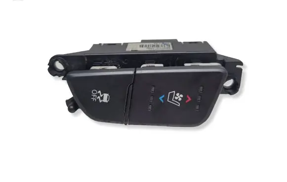 Hyundai i40 Seat heating switch 937303Z150 39R1CC1000 2012724