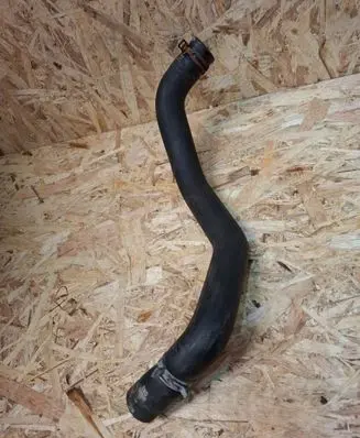 Chevrolet Volt I Engine coolant pipe/hose 22870058