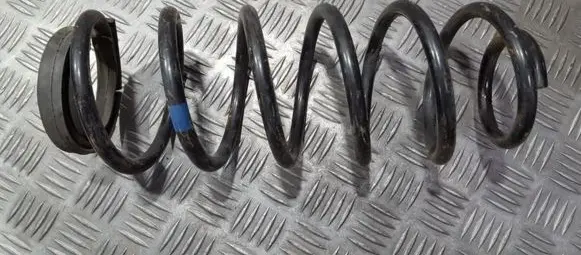 Mitsubishi Colt Rear coil spring
