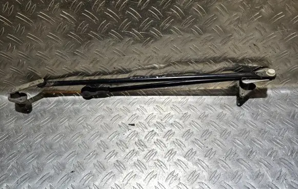 Front wiper linkage