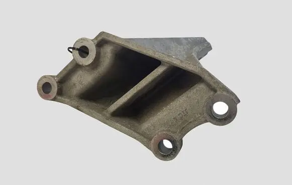 Nissan Leaf II (ZE1) Engine mounting bracket
