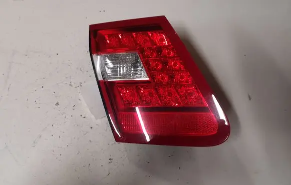 Mercedes-Benz E W212 Tailgate rear/tail lights A2128200764 483501 48368L