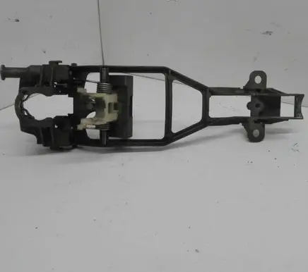 Rear door exterior handle/bracket