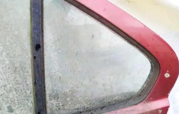 BMW 3 E36 Rear vent window glass 