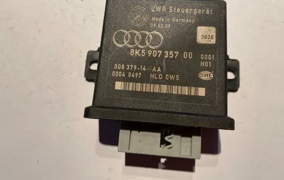 Audi A4 S4 B8 8K Light module LCM 8K5907357