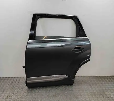 Audi Q7 4M Rear door 4M0833051E