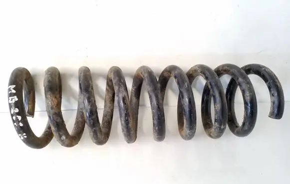 Mercedes-Benz C W203 Rear coil spring