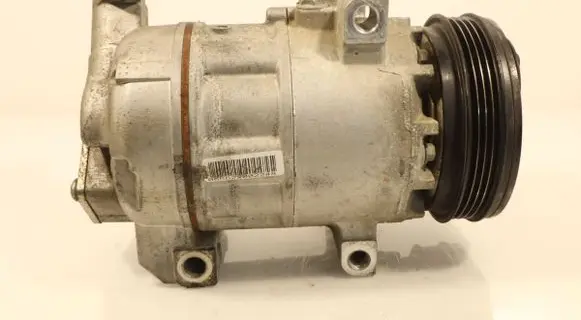 Dacia Logan II Air conditioning (A/C) compressor (pump) 926006775R