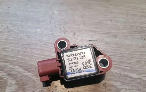 Volvo S40 Airbag deployment crash/impact sensor 30737138 8840A6
