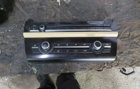 BMW 5 F10 F11 Climate control unit 9299008