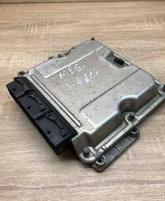 Renault Laguna II Engine control unit/module ECU 8200039569 0281010819