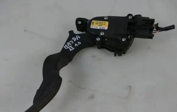 Mazda 2 Accelerator throttle pedal 4S619F836AA 6PV00856702 C95YE