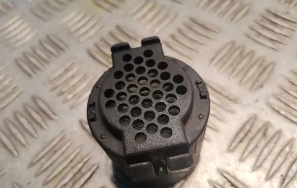 BMW 5 E39 Parking PDC sensor speaker 8360995