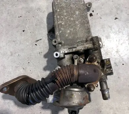Renault Master III EGR valve cooler 147355238R