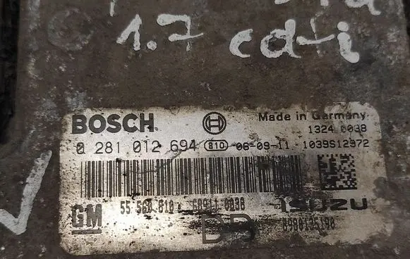 Opel Astra H Engine control unit/module 0281012694