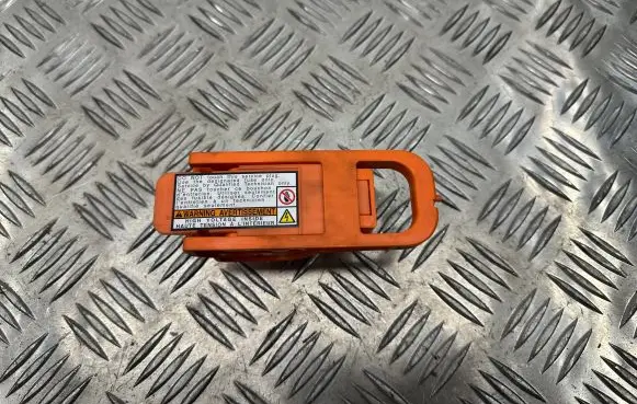 Lexus GS 300 350 430 450H Battery relay fuse G953030020