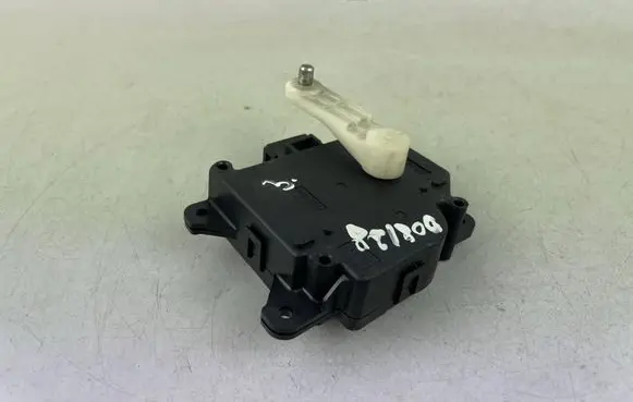 Subaru Outback Air flap motor/actuator 0637008630