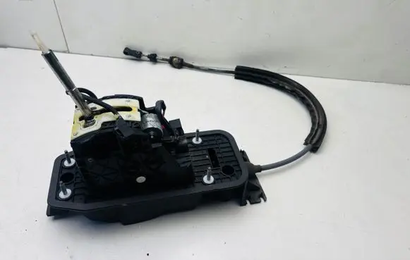 Volkswagen Touran I Gear shifter/selector 1T1713025J