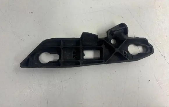 Peugeot 308 Front bumper mounting bracket AA36136493