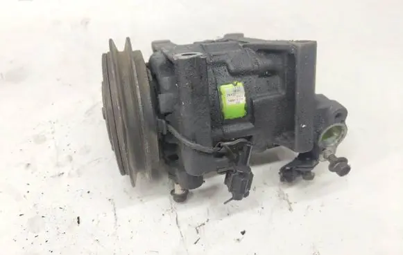 Nissan X-Trail T30 Air conditioning (A/C) compressor (pump) 926005M301 586074308 5060215421