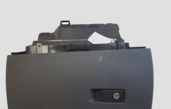 Volvo V70 Glove box 39810153 31305492