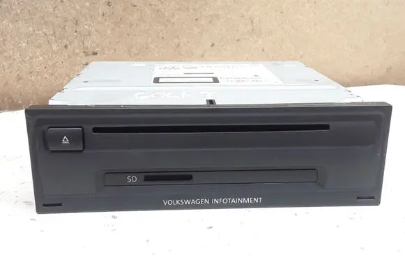 Volkswagen Golf VII Head unit multimedia control 5G0035819A