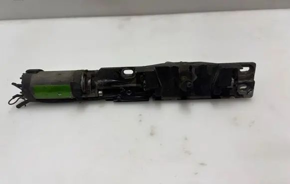 BMW 7 E38 Tailgate/trunk/boot lift motor 8352202