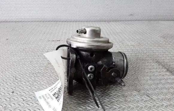 Volkswagen Polo III 6N 6N2 6NF EGR valve cooler 038129637