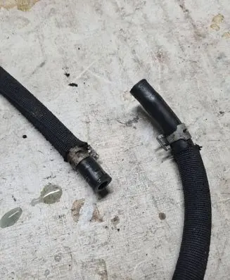 Mercedes-Benz E W212 Engine coolant pipe/hose A2048300996