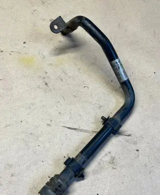 Volkswagen Touareg I Engine coolant pipe/hose 7L6121070AH