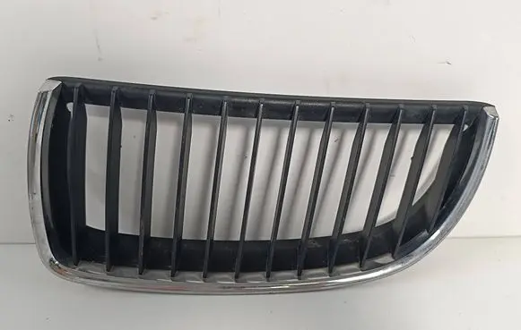 BMW 3 E90 E91 Front grill 7120007