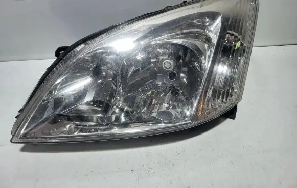 Toyota Corolla E140 E150 Headlight/headlamp 11021508