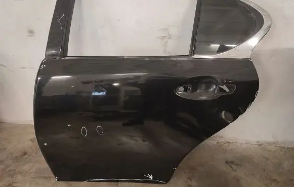Lexus GS 250 350 300H 450H Rear door